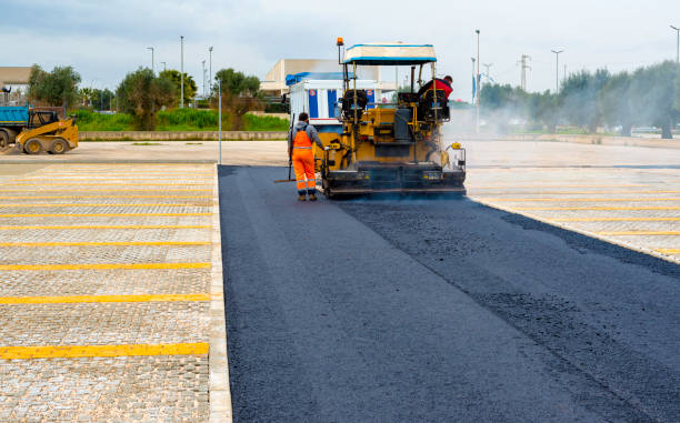Best Interlocking Driveway Pavers  in Edinburg, TX