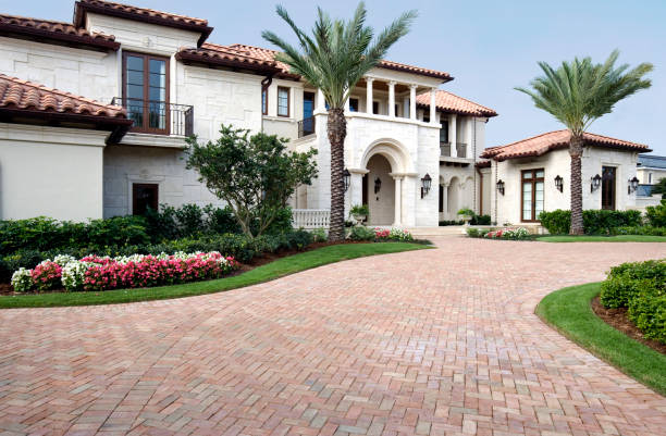 Best Driveway Pavers Near Me  in Edinburg, TX